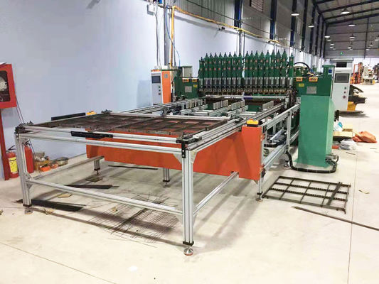 เครื่องเชื่อมสปอตอุตสาหกรรมแบบปรับความถี่ได้ Gantry Type Row Welding Machine 150KVA