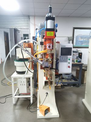 เครื่องเชื่อมจุดน๊อต 180KVA